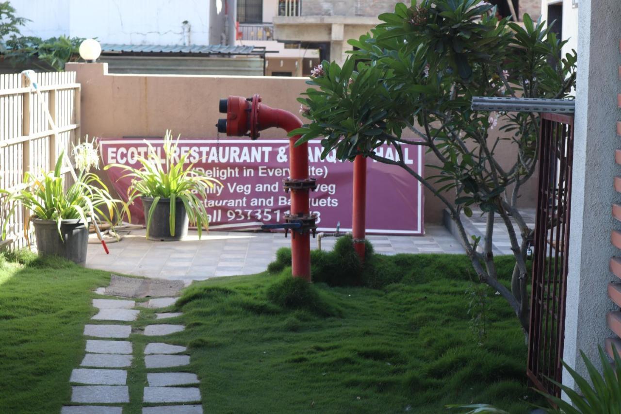 Hotel Grand Ecotel, Aurangabad Екстер'єр фото