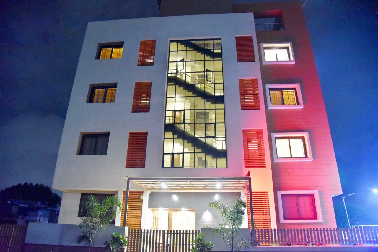 Hotel Grand Ecotel, Aurangabad Екстер'єр фото